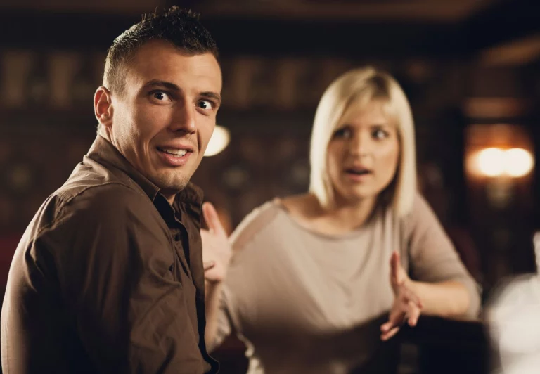 3 Dating Fehler, die Männer dazu bringen, die Flucht zu ergreifen